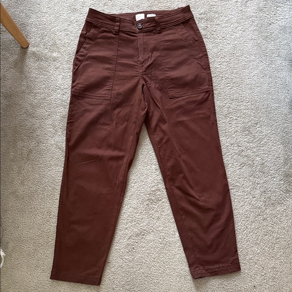a new day Pants - a new day brown “ stretch elastizado “ pant, mom style cut, size 6